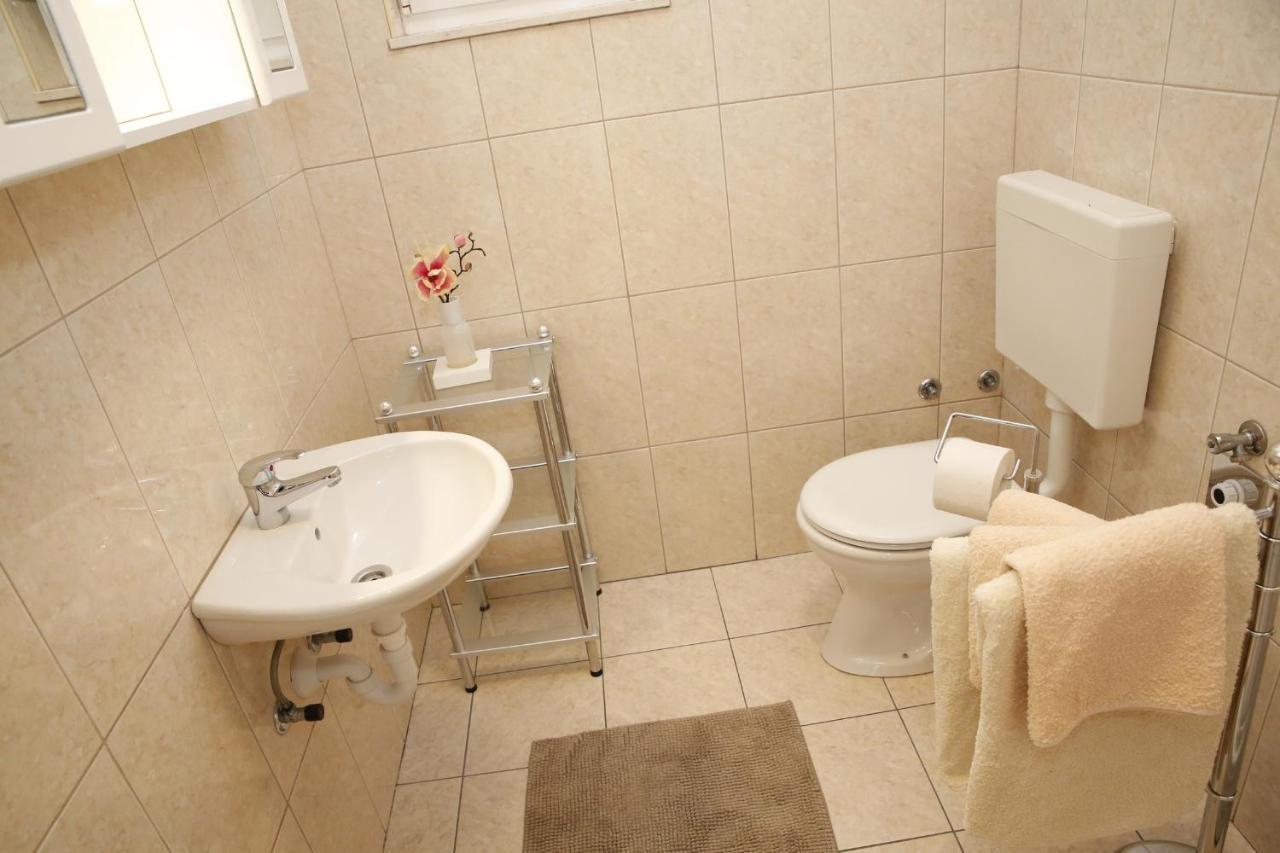 Villa Marica Vodice Habitación foto